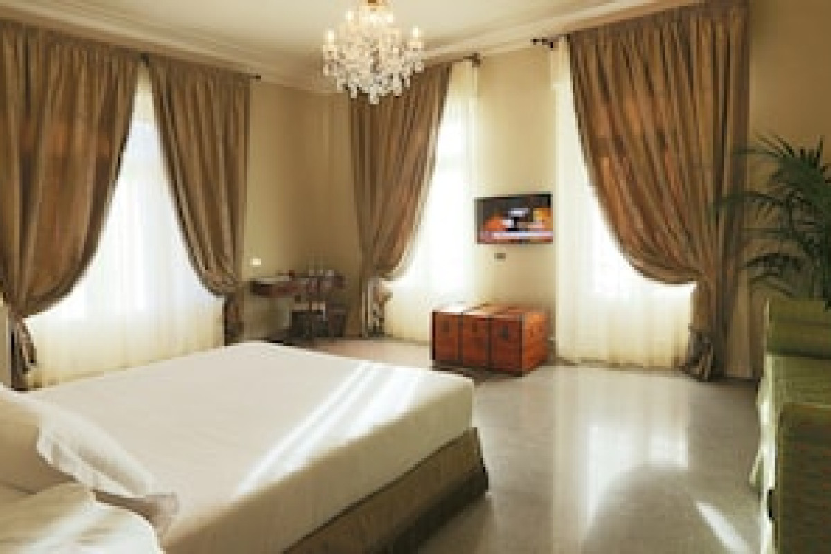 Hotel Locarno