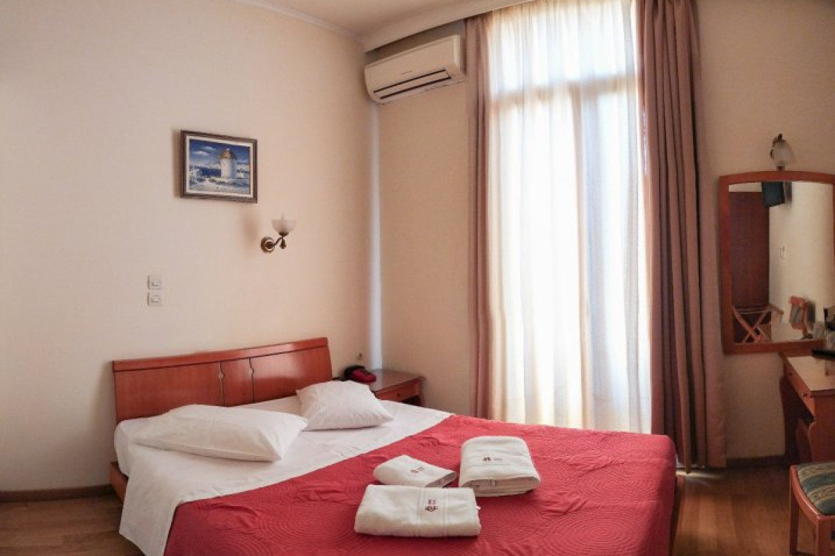 Cecil Hotel