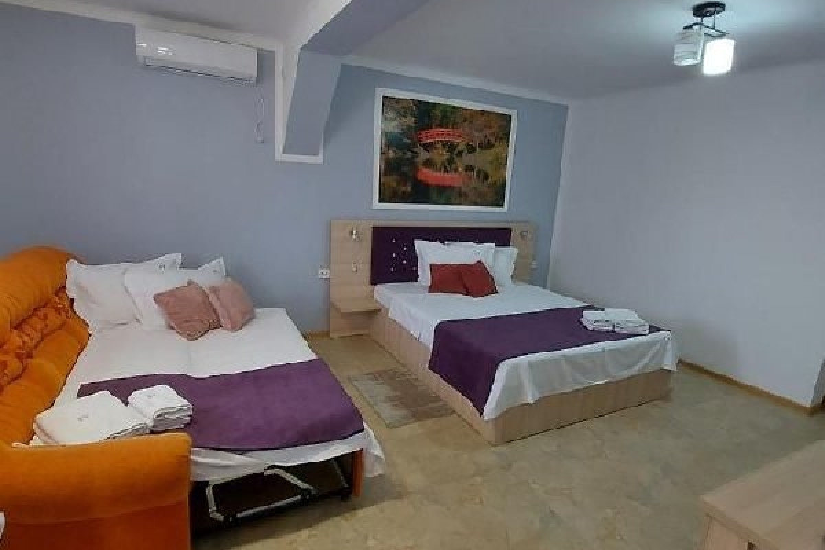 Camere de inchiriat CASA IV CM