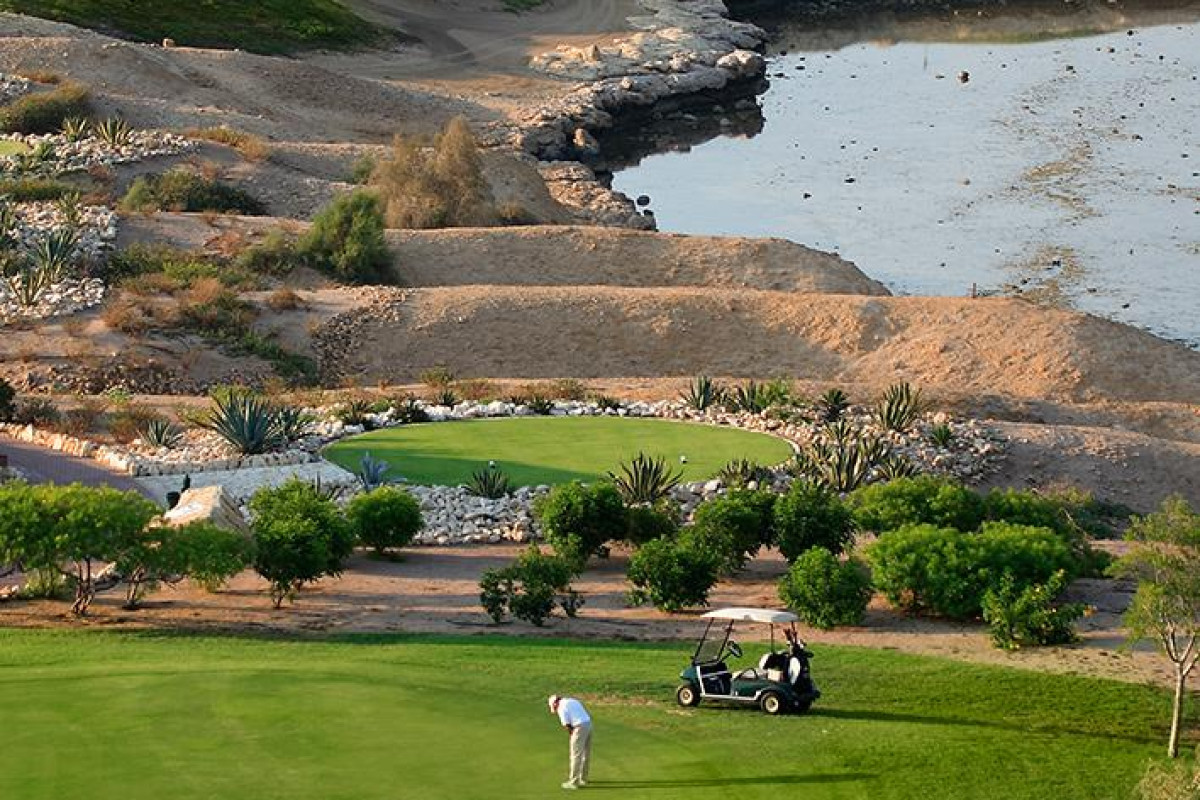 THE CASCADES GOLF RESORT & SPA