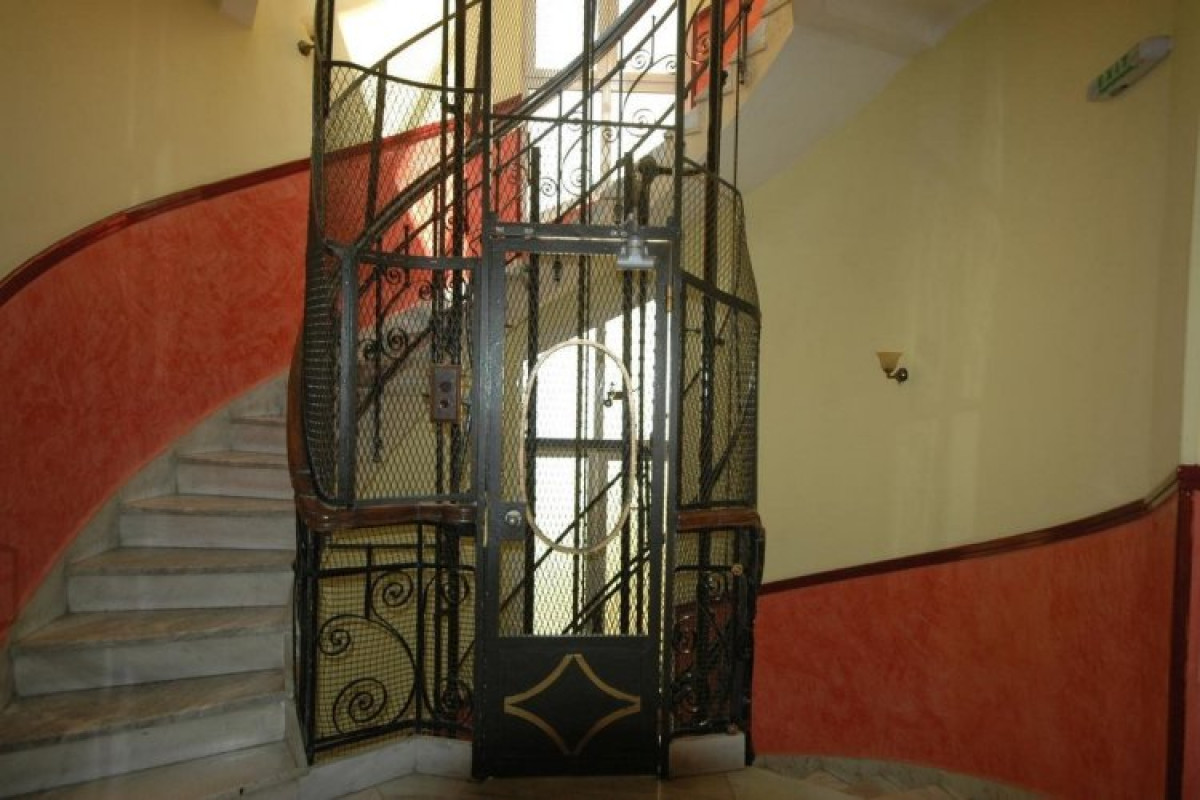 Cecil Hotel
