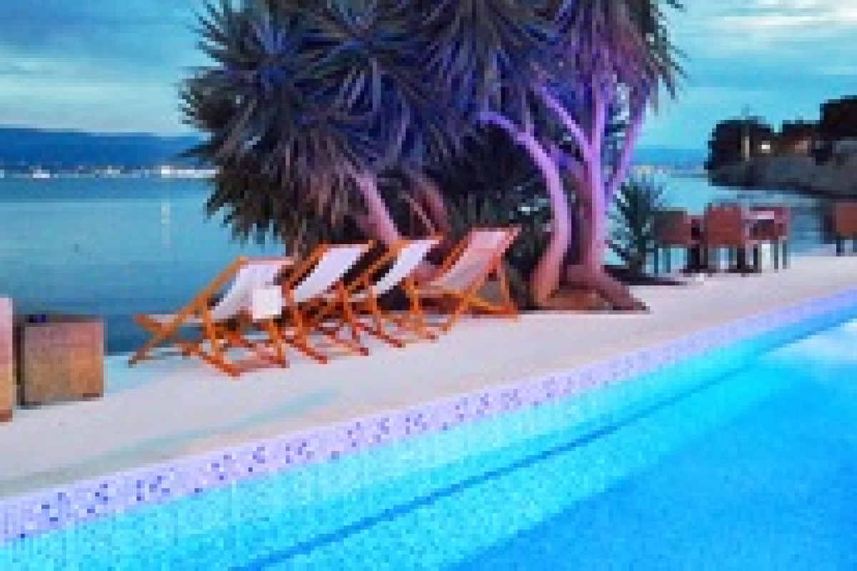 Porto Evia Boutique Hotel