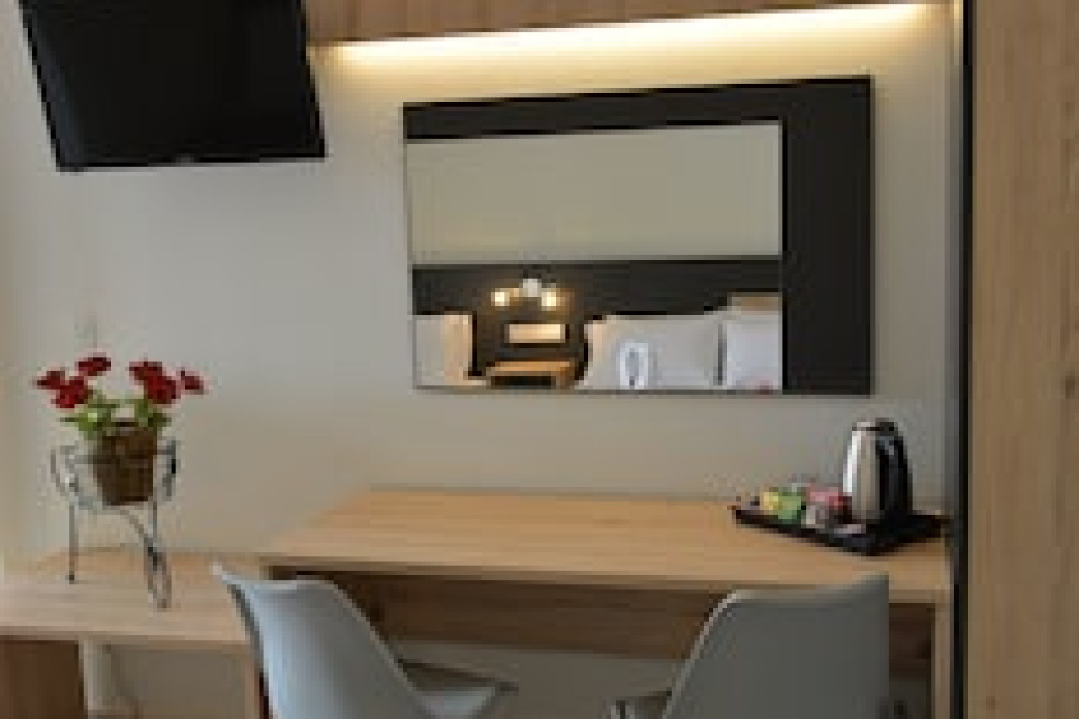 RIPOSO STUDIOS AND APARTMENTS