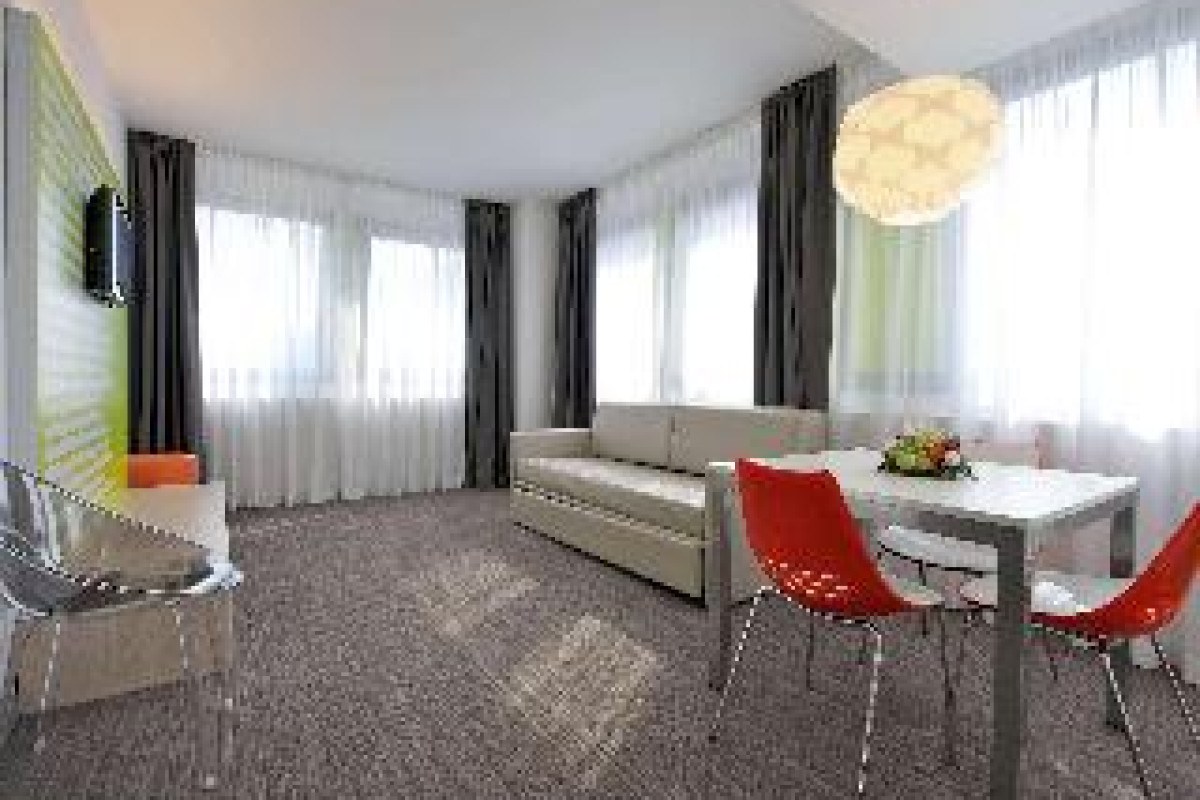 IBIS STYLES MILANO AGRATE BRIANZA (20 KM FROM MILAN)