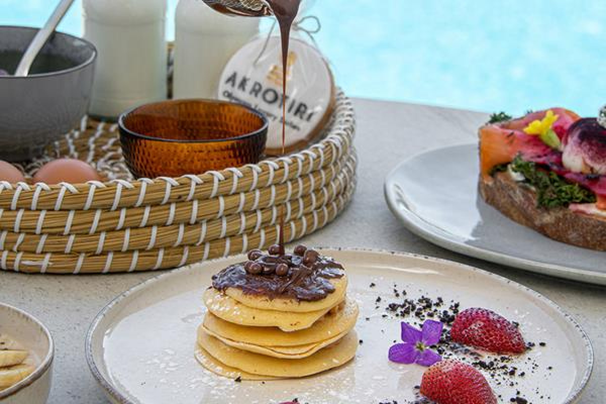 Akrotiri Olympos Luxury Suites