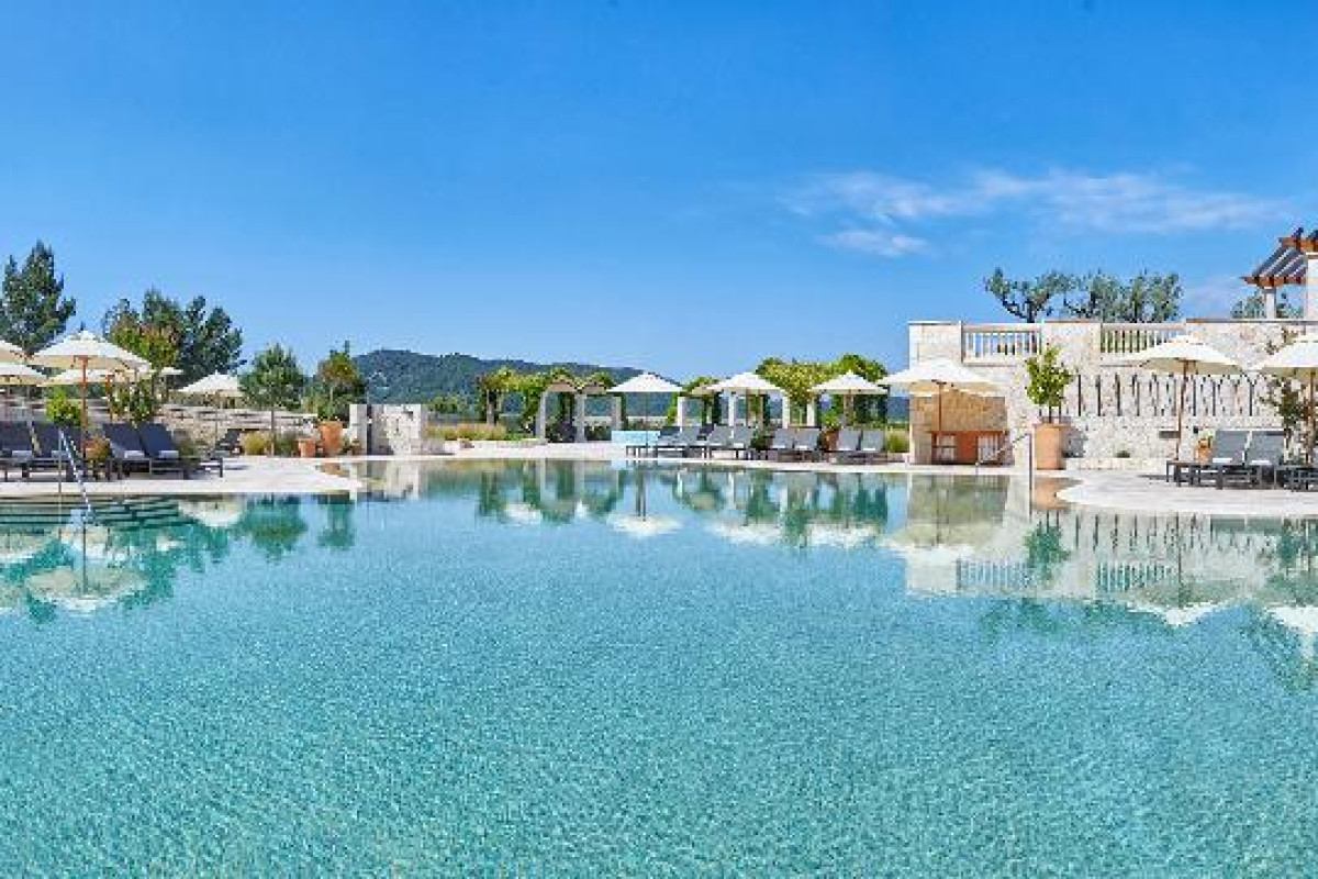 Cap Vermell Grand