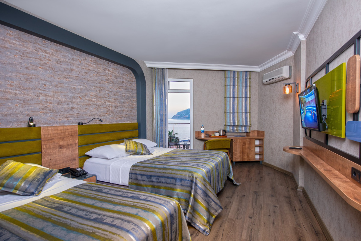 Monart City Hotel