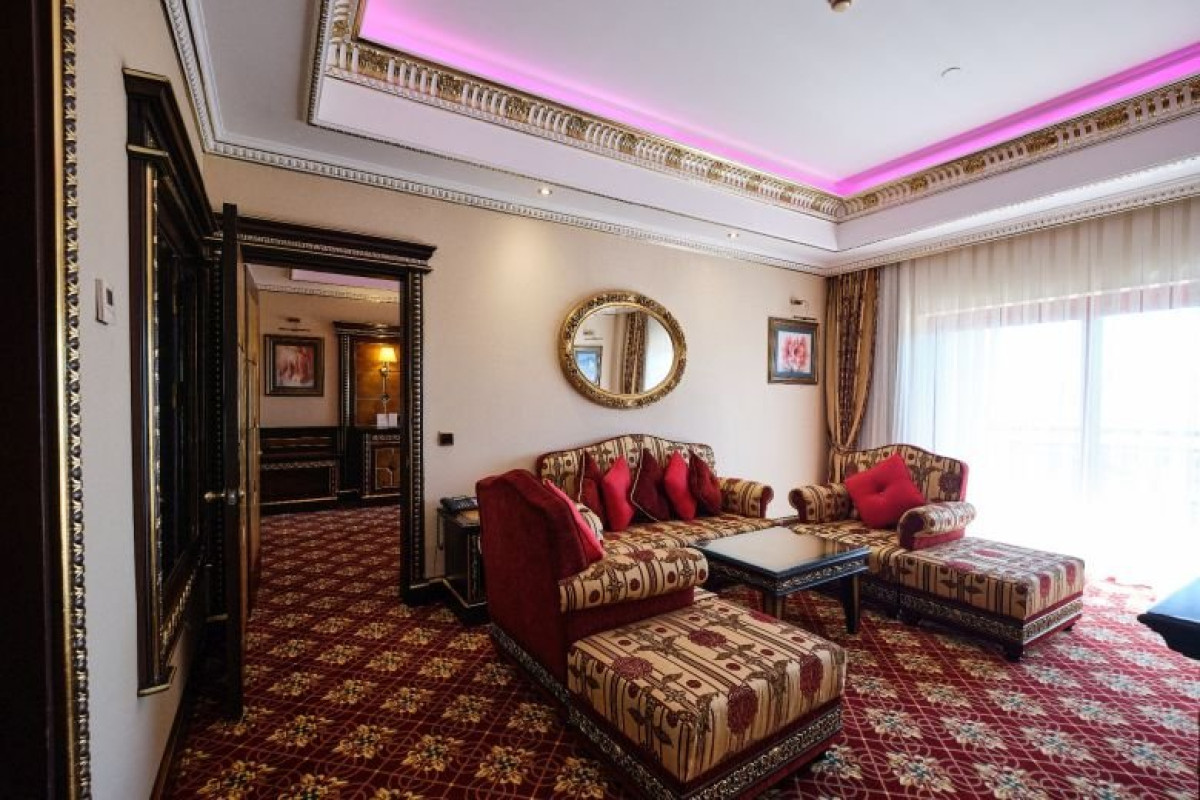 CLUB HOTEL SERA