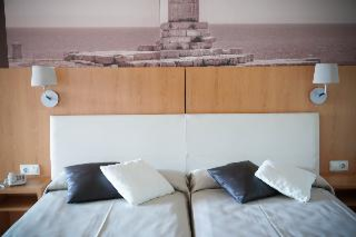 OHTELS VILLA ROMANA