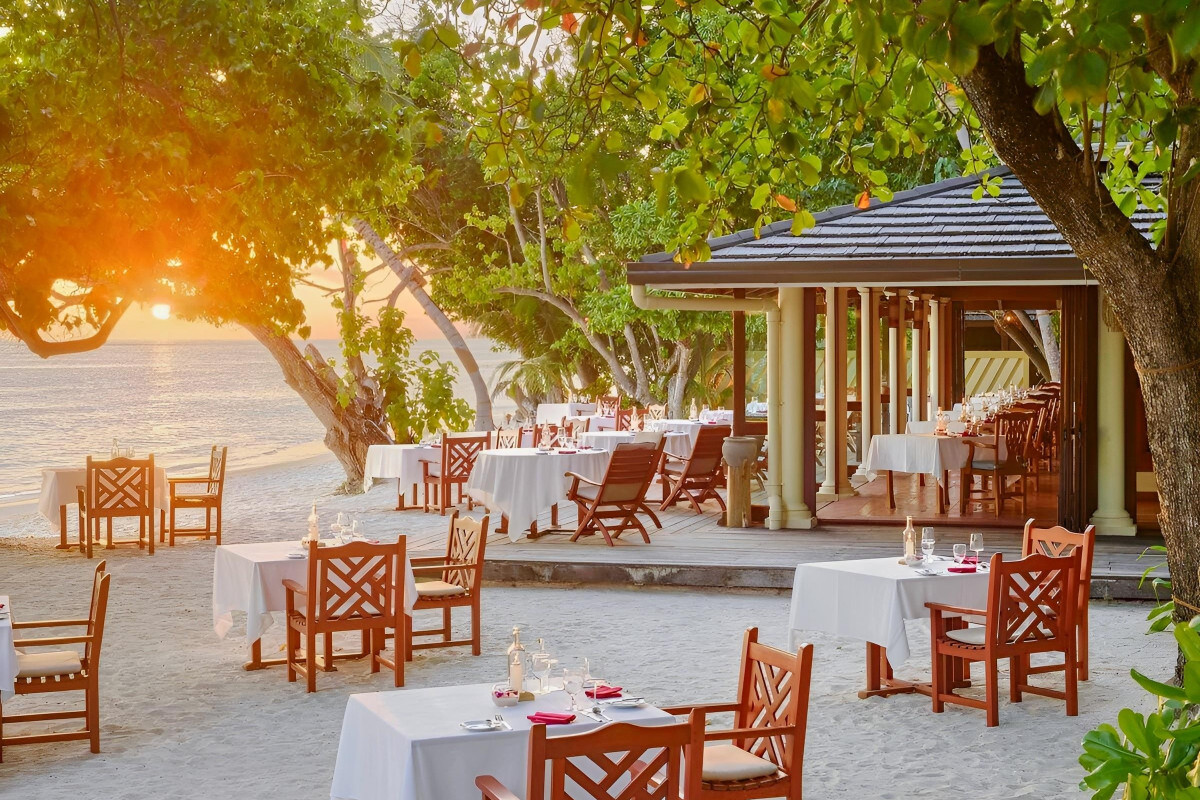 Royal Island Resort & Spa