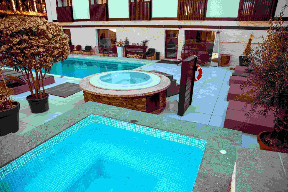 HOTEL ELEXUS PREDEAL