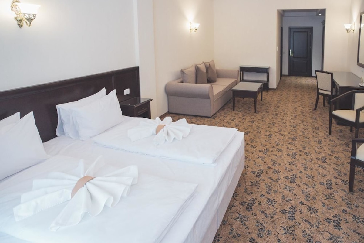 REDIU HOTEL amp; RESTAURANT