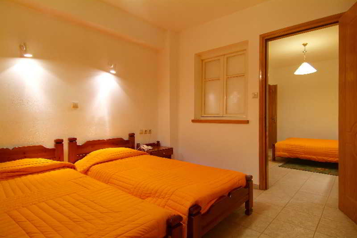 ORFEAS HOTEL
