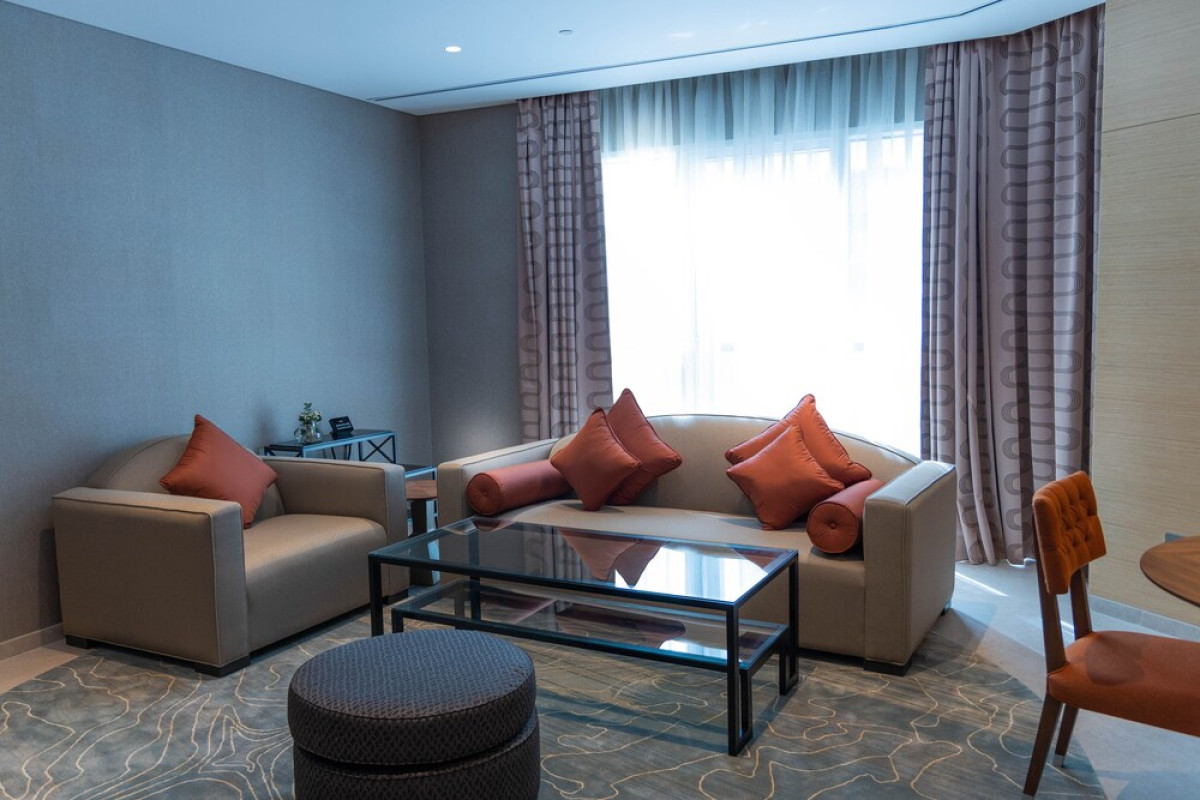 GRAND COSMOPOLITAN HOTEL