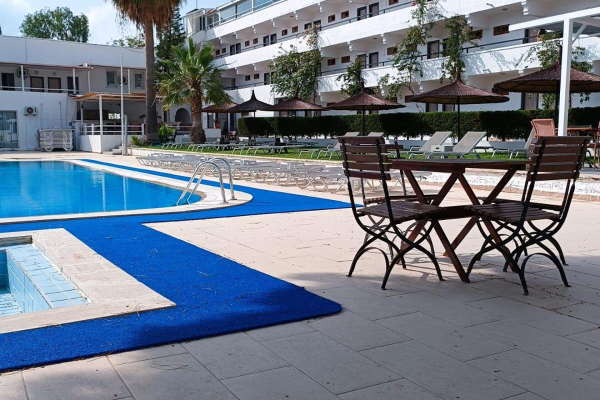 Soz Hotel
