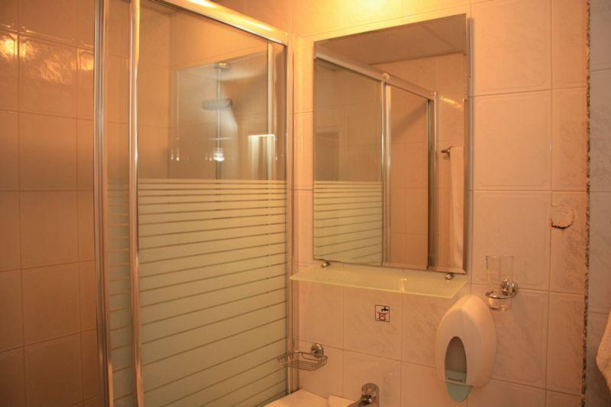 KRISTEL PARK HOTEL