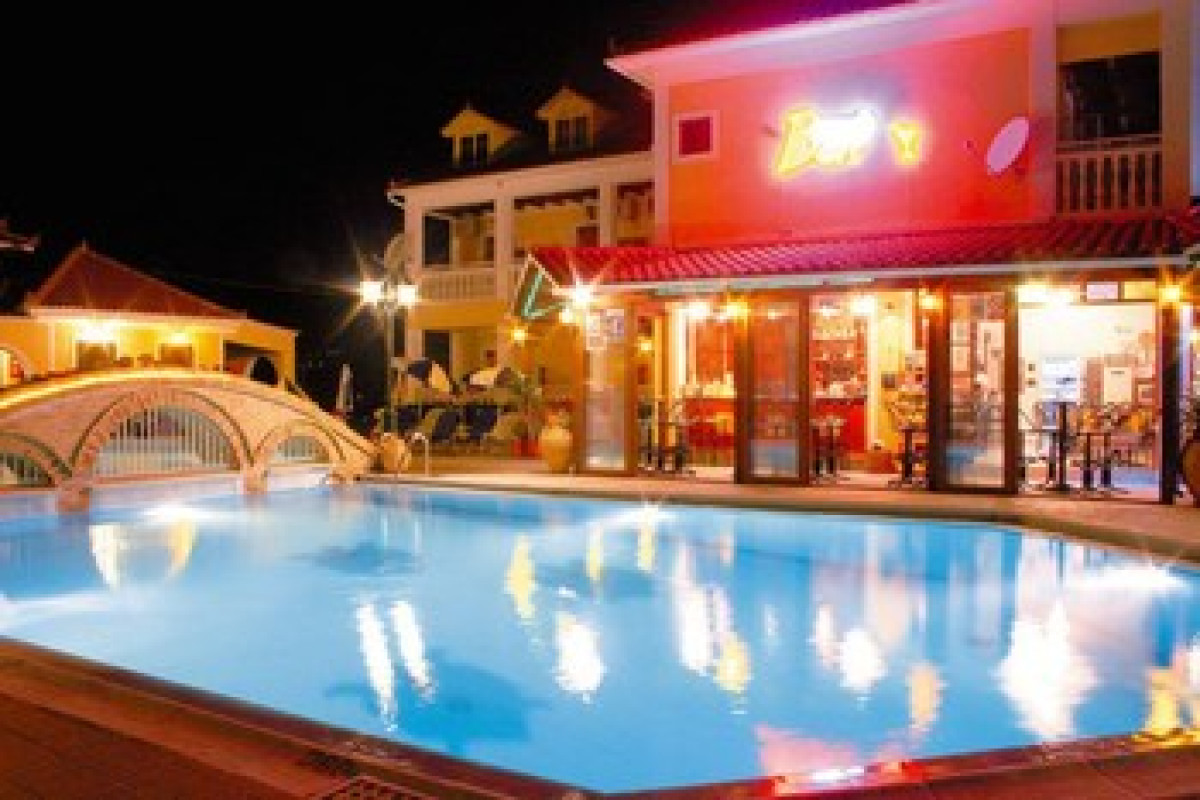 ELPIDA HOTEL