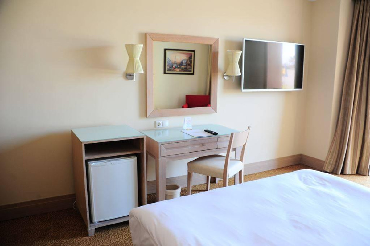 ORANGE COUNTY RESORT HOTEL BELEK