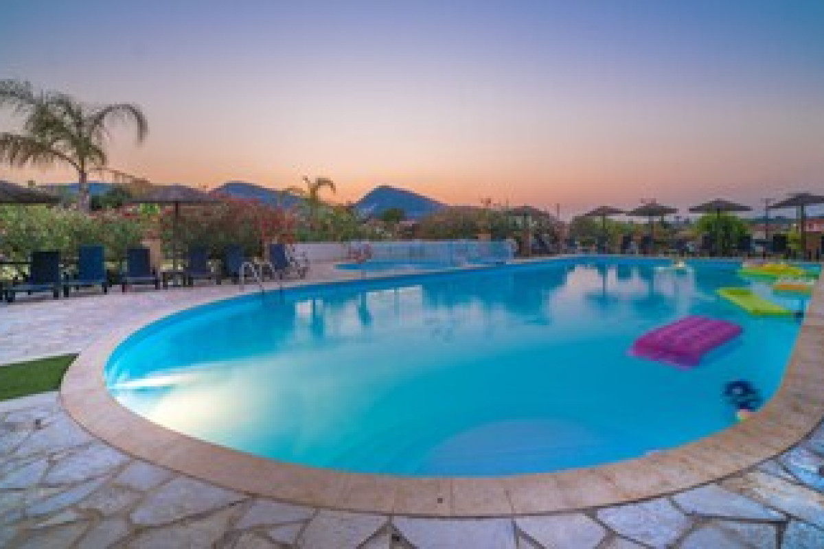 PORTO KOUKLA BEACH HOTEL