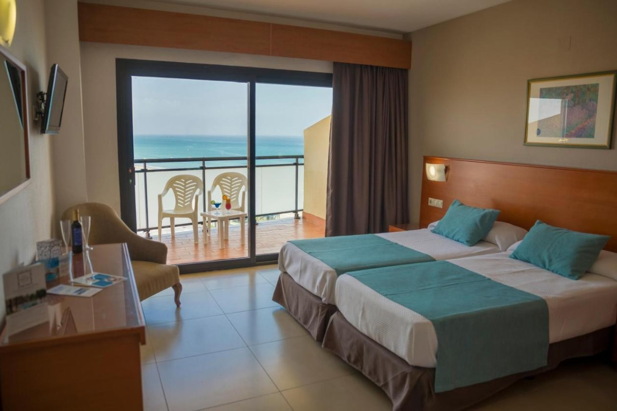 Puente Real Hotel