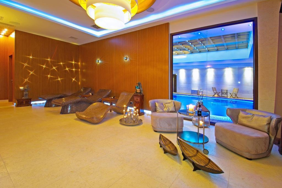 Elioula Hotel