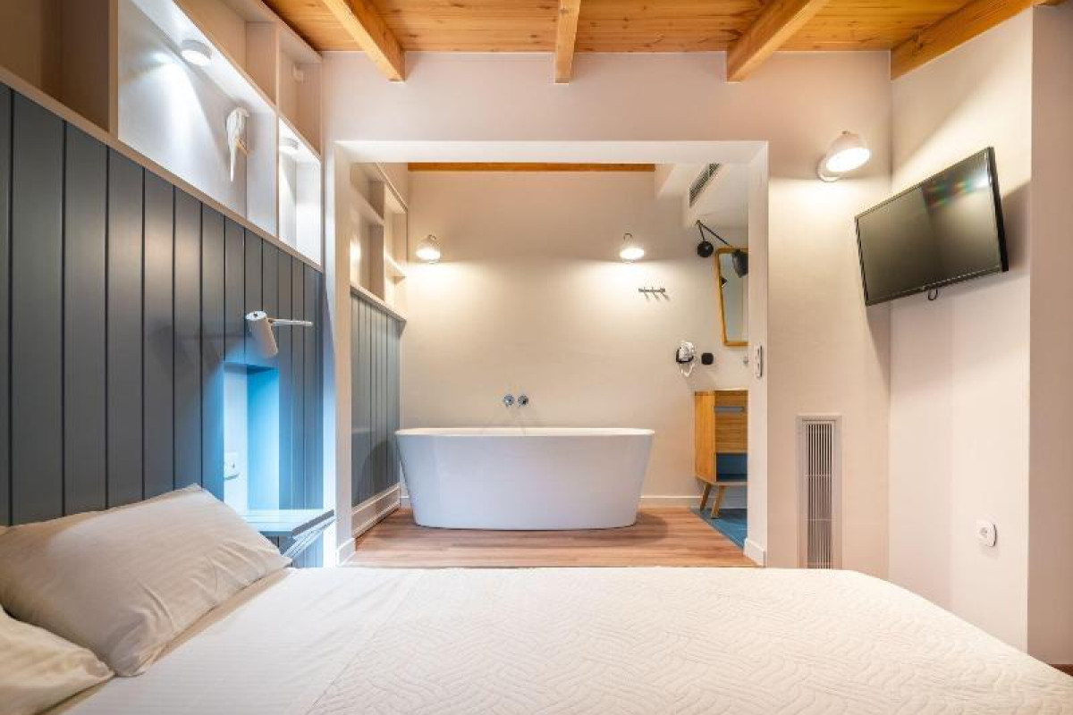 Allure Central Boutique Hotel