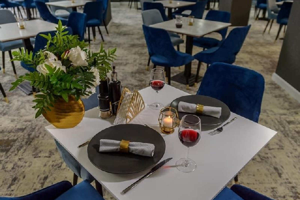 HOTEL ELEXUS PREDEAL