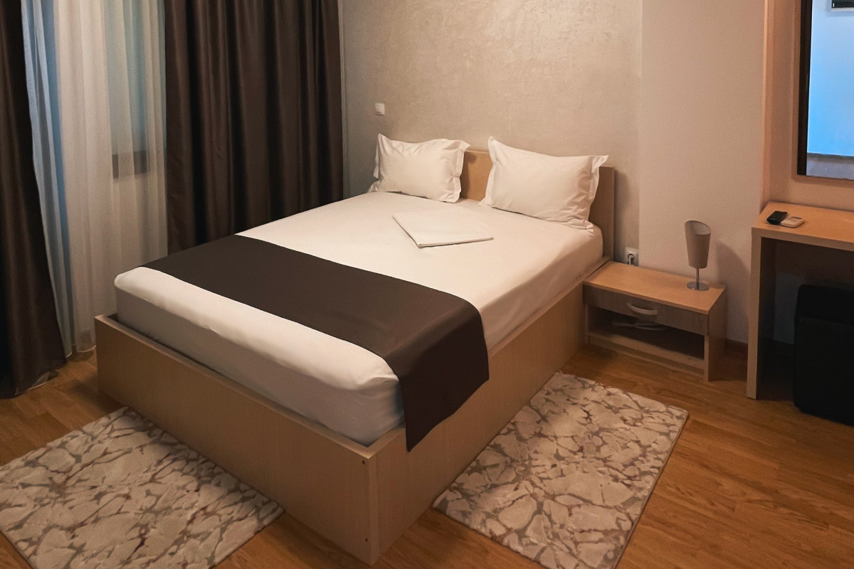Delta Est Hotel