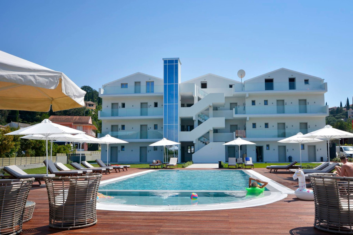 V Luxury Suites Corfu