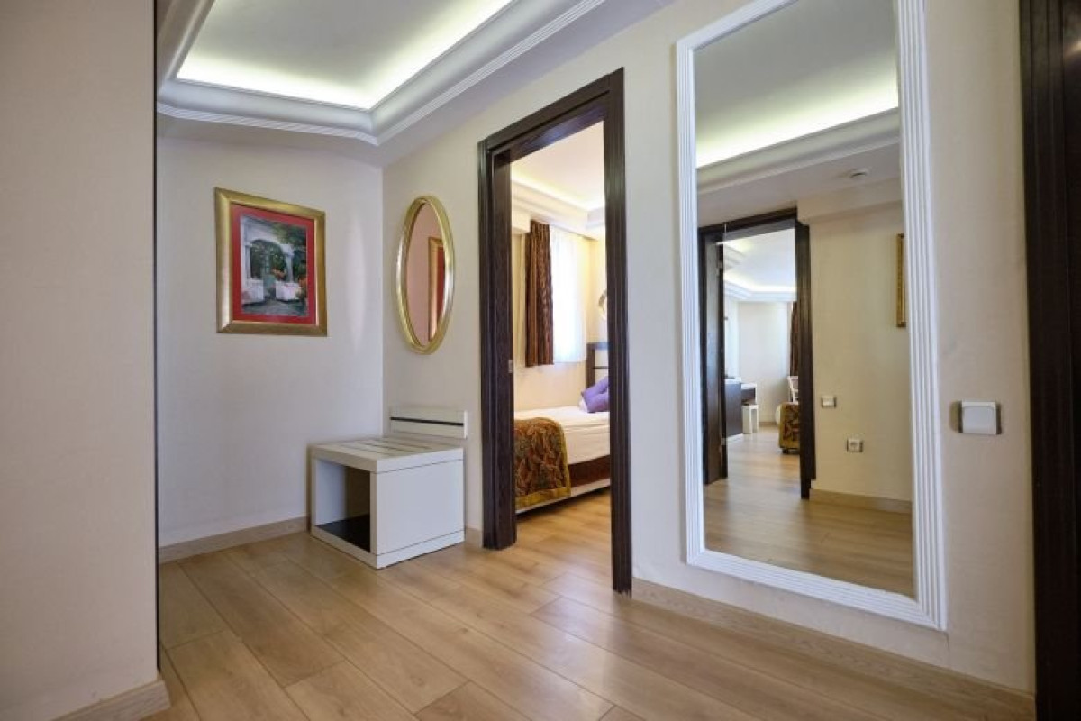 CLUB HOTEL SERA