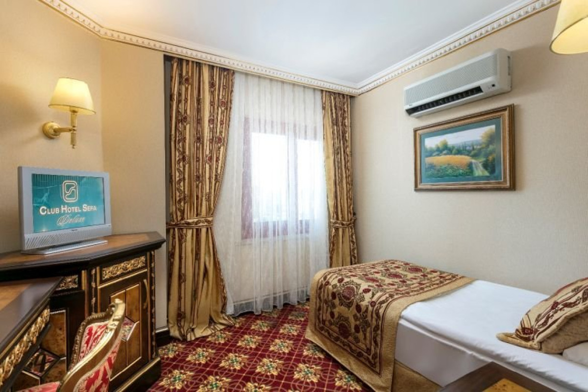 CLUB HOTEL SERA