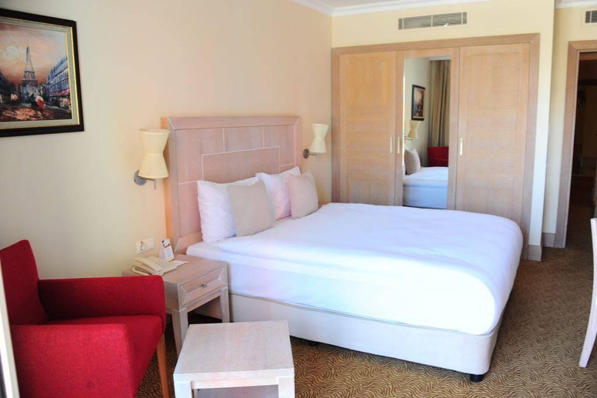 ORANGE COUNTY RESORT HOTEL BELEK