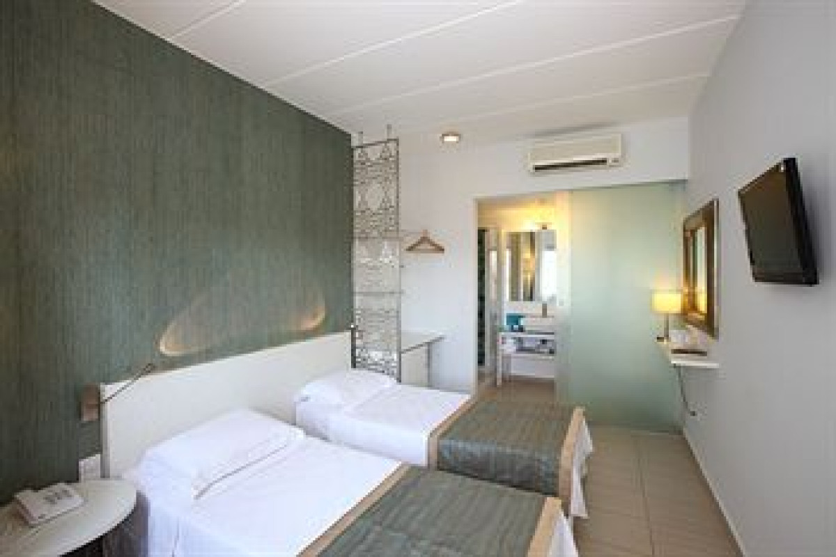 BABANA HOTEL