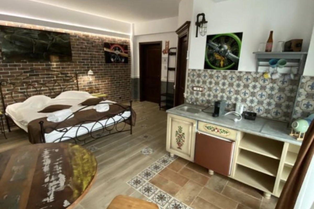 Aviator Residence