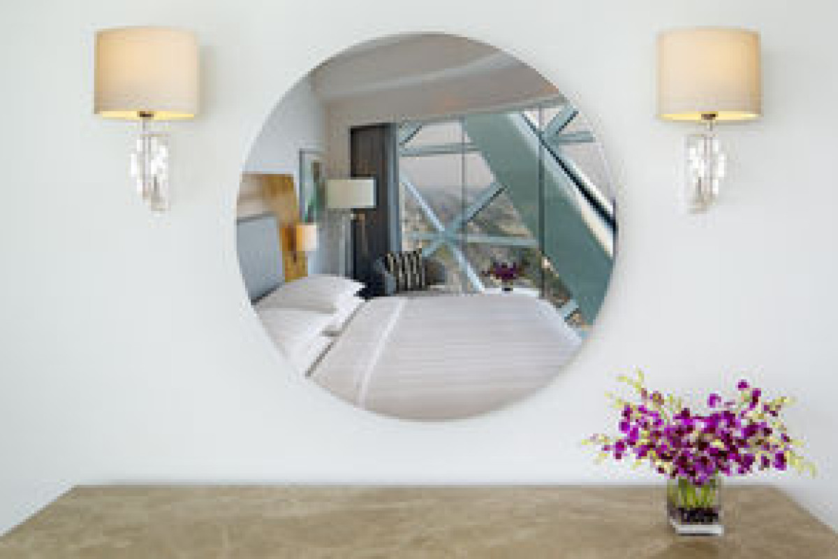 ANDAZ CAPITAL GATE ABU DHABI – A CONCEPT BY HYATT