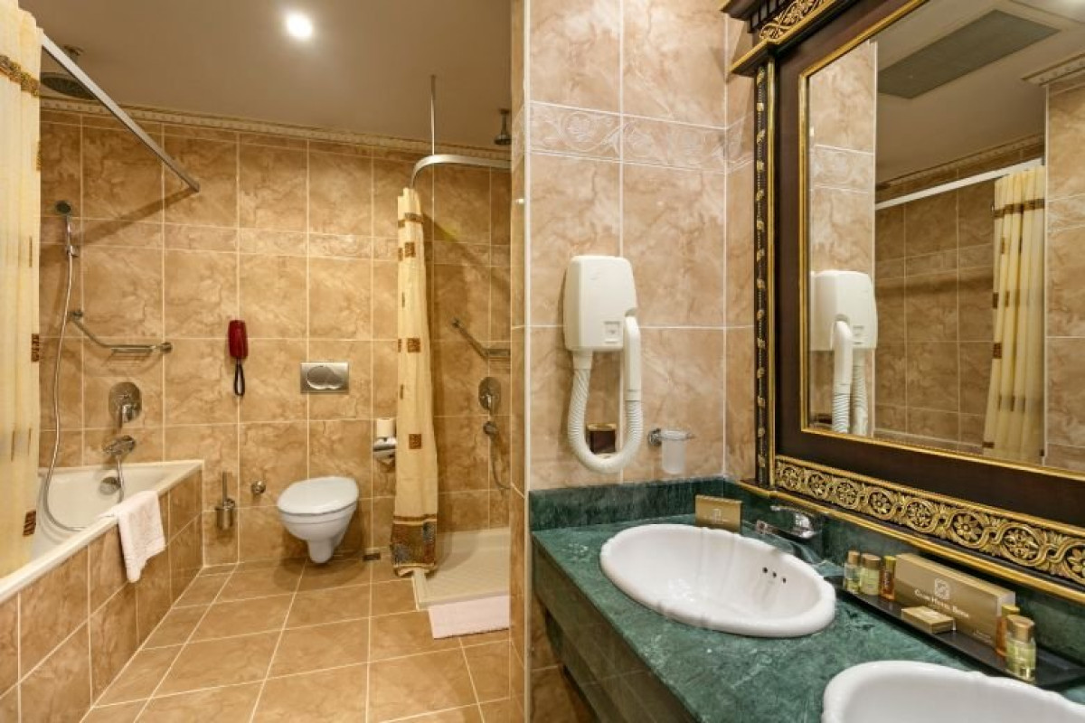 CLUB HOTEL SERA
