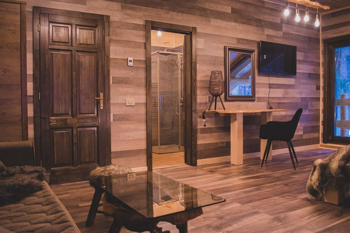 Q CHALET.