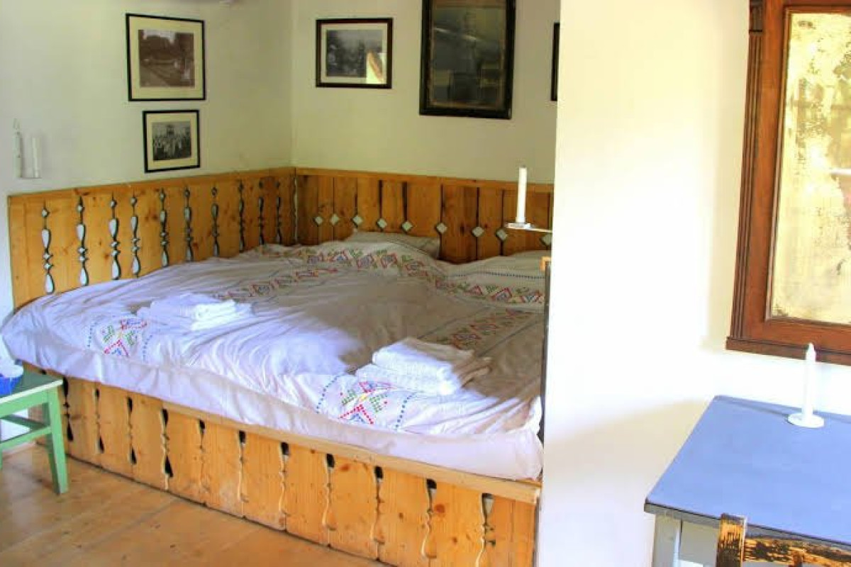 DOBRICA HUNTING LODGE