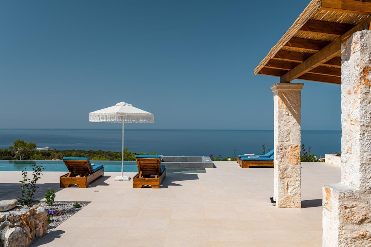 TERRA LUCIS MOUNTAIN RESIDENCES MARE VILLA