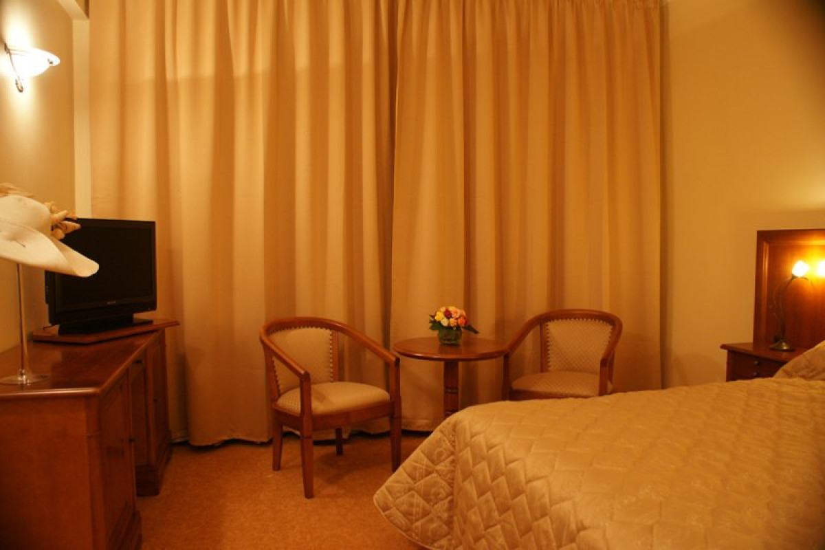 HOTEL MAXIM