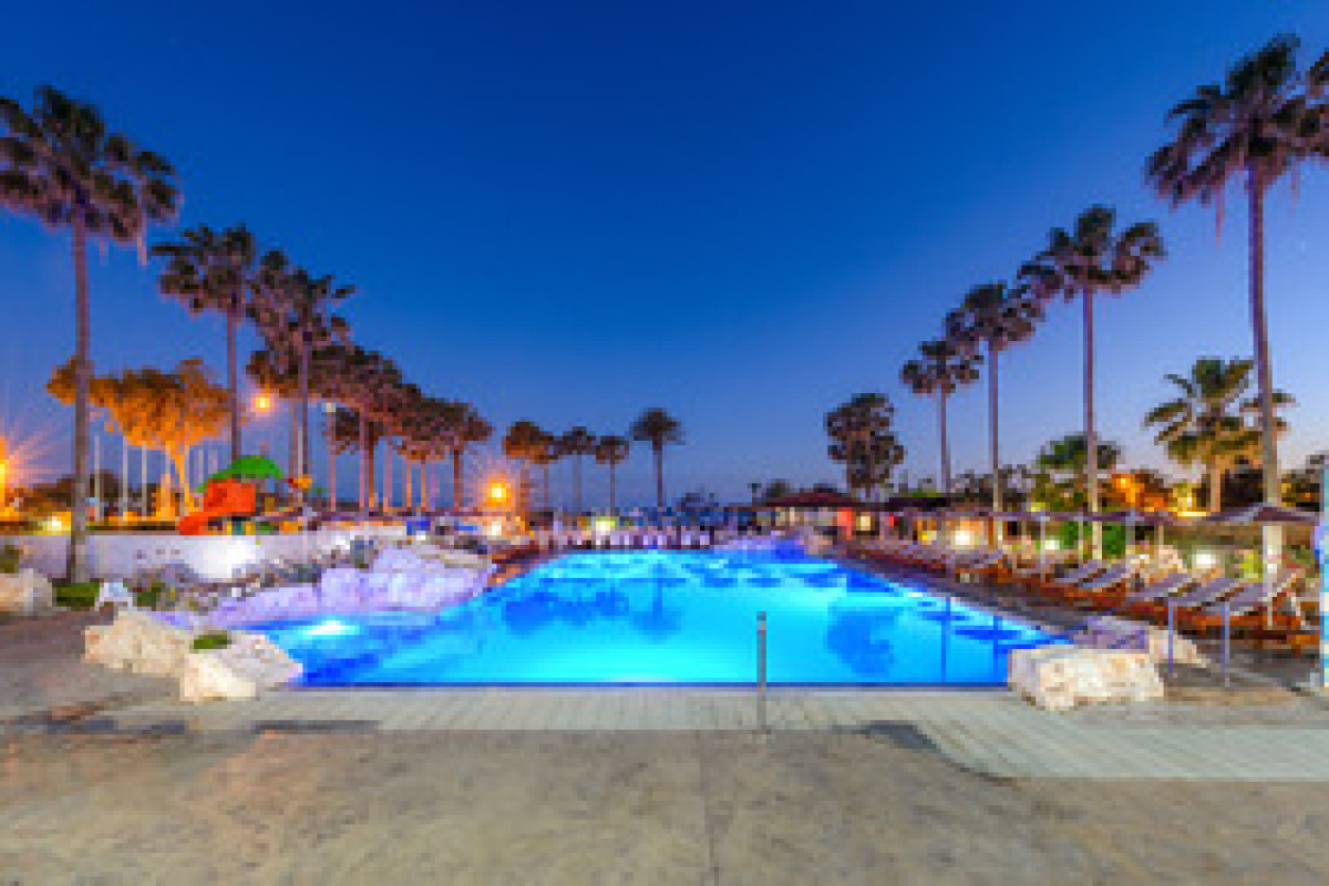 PAVLO NAPA BEACH HOTEL