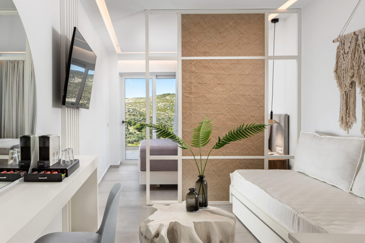 MYZITH LUXURY SUITES