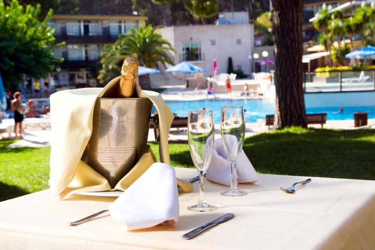 Comtat Sant Jordi Aparthotel
