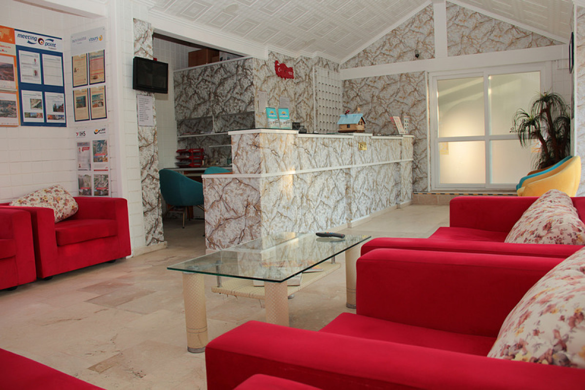 SIDE TEMPLE HOTEL