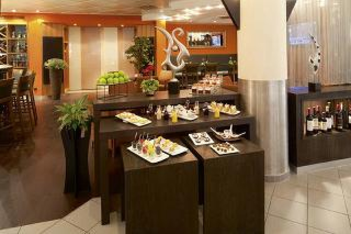 Mövenpick Hotel Nürnberg-Airport