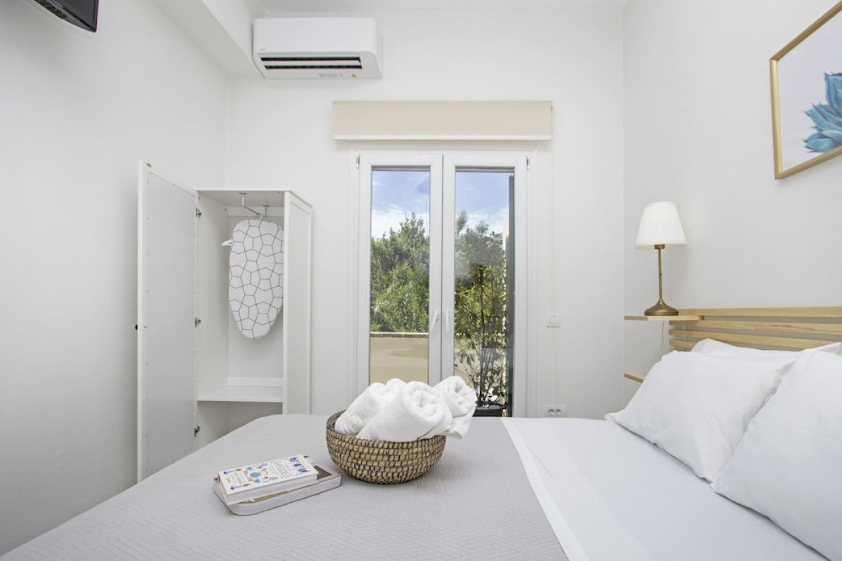 DOMUS LUX HOUSES BY KONNECT