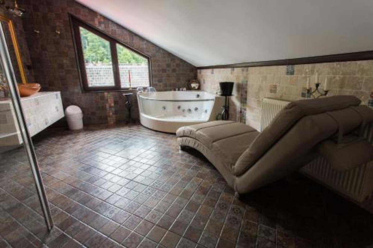 CASA WENGE