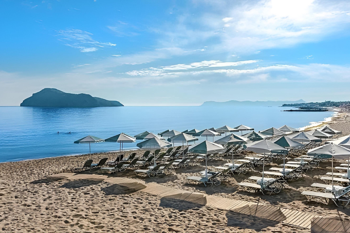 PORTO PLATANIAS BEACH LUXURY SELECTION