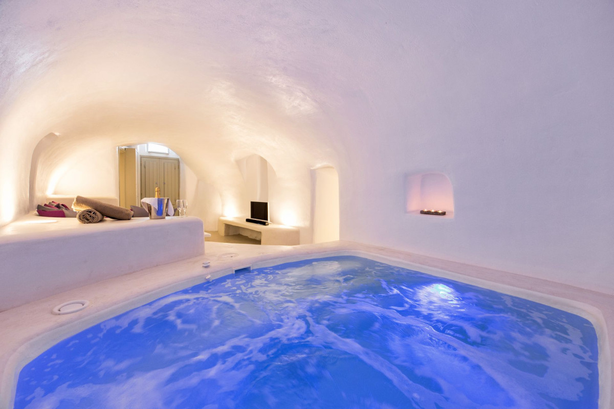 Kampanario Villa Santorini