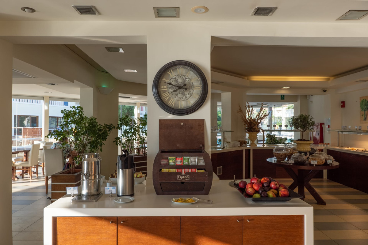 Molos Bay Hotel